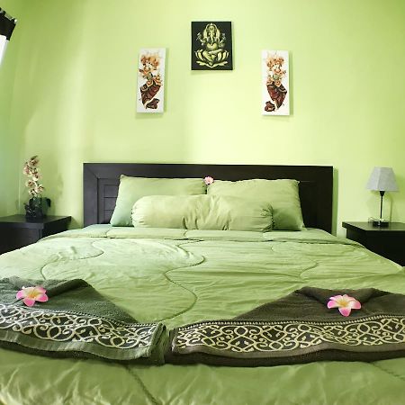 Tegal Homestay Санур Экстерьер фото